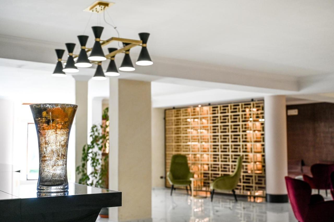 Roma Domus Hotel Ponzano Romano Exterior photo